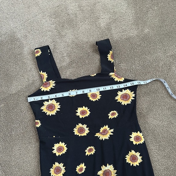 SO (Sonoma Juniors) black sunflower summer dress - Picture 8 of 9
